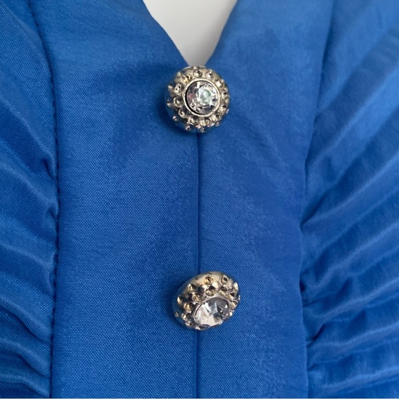 v i n t a g e :: Dramatic Pleated Glam Rhinestone Statement Blouse - Picture 10 of 13